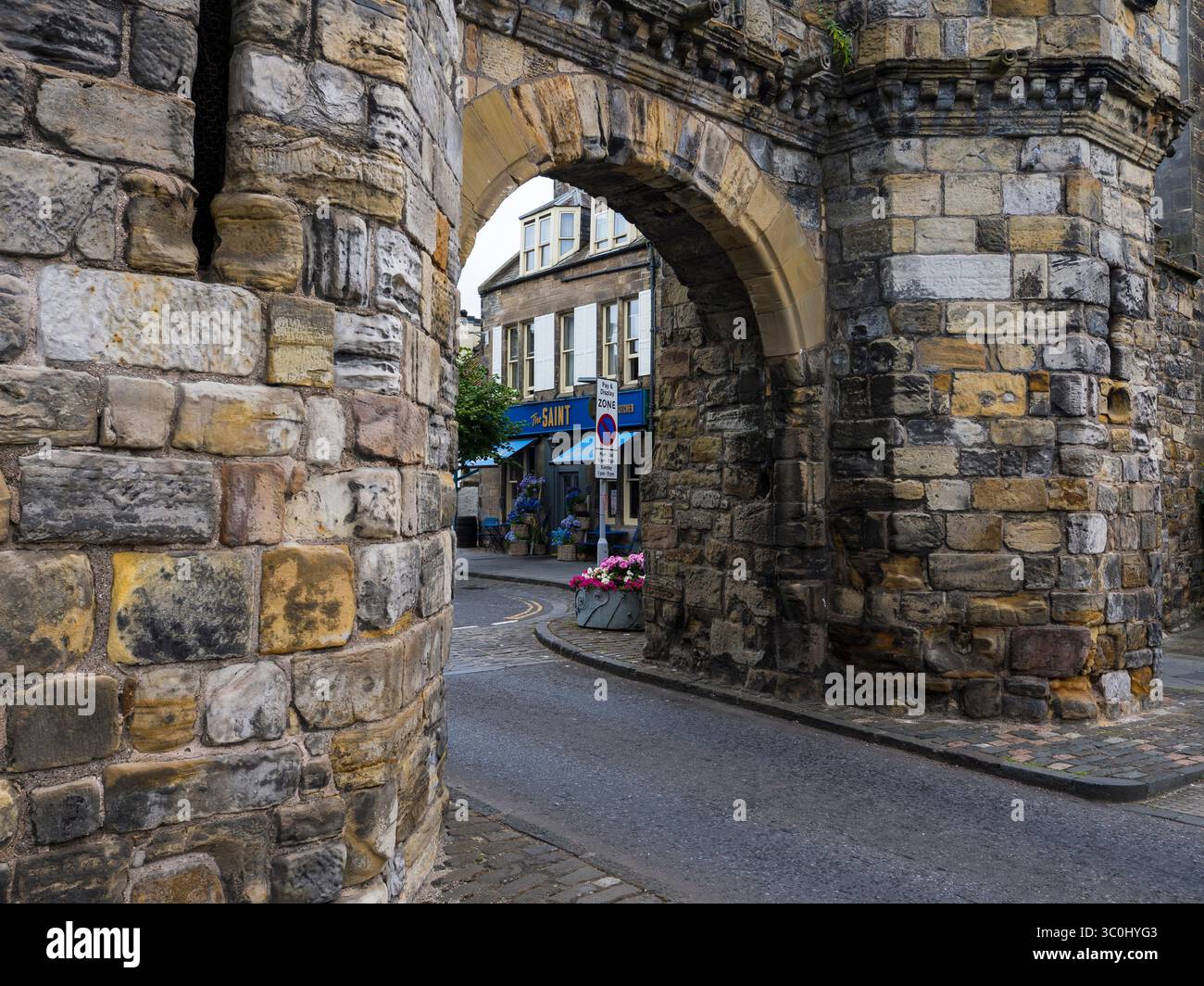 West Port Gate, monumento storico, City Gates, St Andrews, Fife, Scozia, Regno Unito, Gran Bretagna. Foto Stock