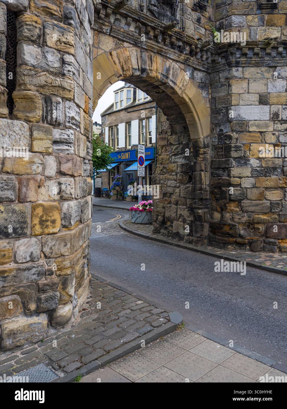 West Port Gate, monumento storico, City Gates, St Andrews, Fife, Scozia, Regno Unito, Gran Bretagna. Foto Stock