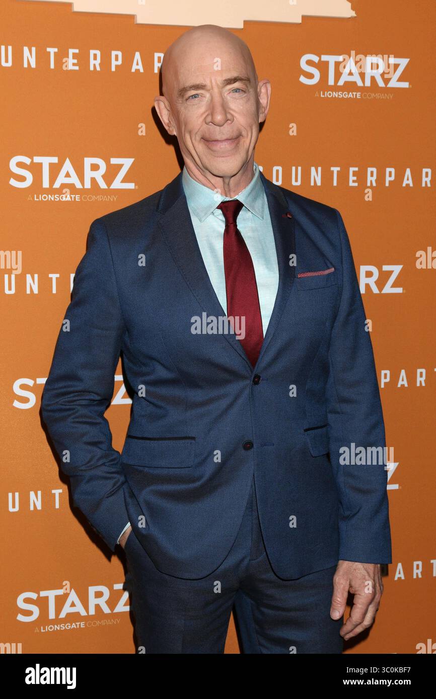 3 dicembre 2018 - Los Angeles, CA, USA - LOS ANGELES - DEC 3: JK Simmons al Counterpoint stagione 2 prima all'ArcLight Hollywood il 3 dicembre 2018 a Los Angeles, CA (Credit Image: © Kathy Hutchins via ZUMA Wire) Foto Stock