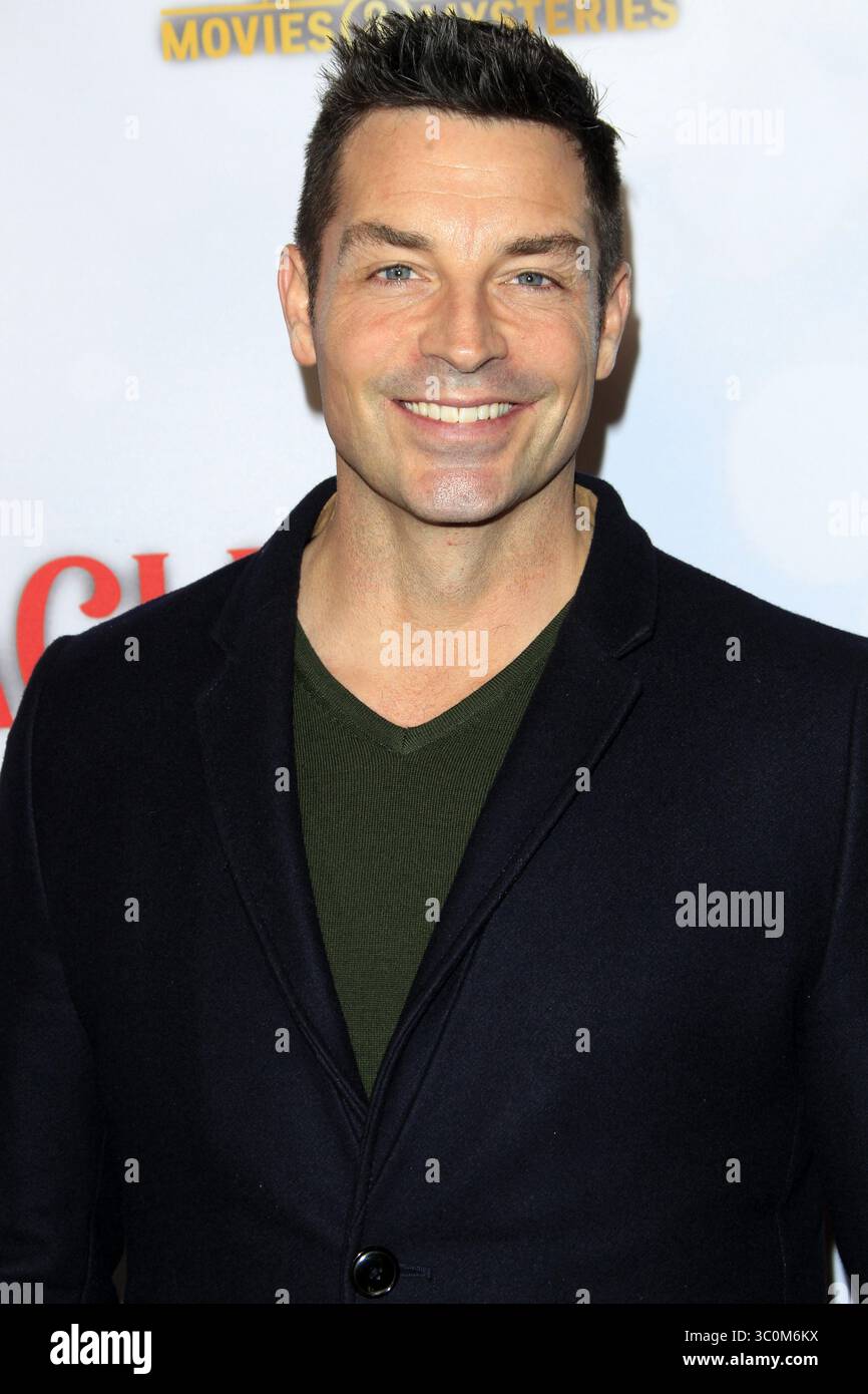 4 dicembre 2018 - Los Angeles, CA, USA - LOS ANGELES - 4 dicembre: Brennan Elliott alla proiezione e festa natalizia ''Once Upon A Christmas Miracle'' al 189 di Dominique Ansel il 4 dicembre 2018 a Los Angeles, CA (Credit Image: © Kathy Hutchins via ZUMA Wire) Foto Stock