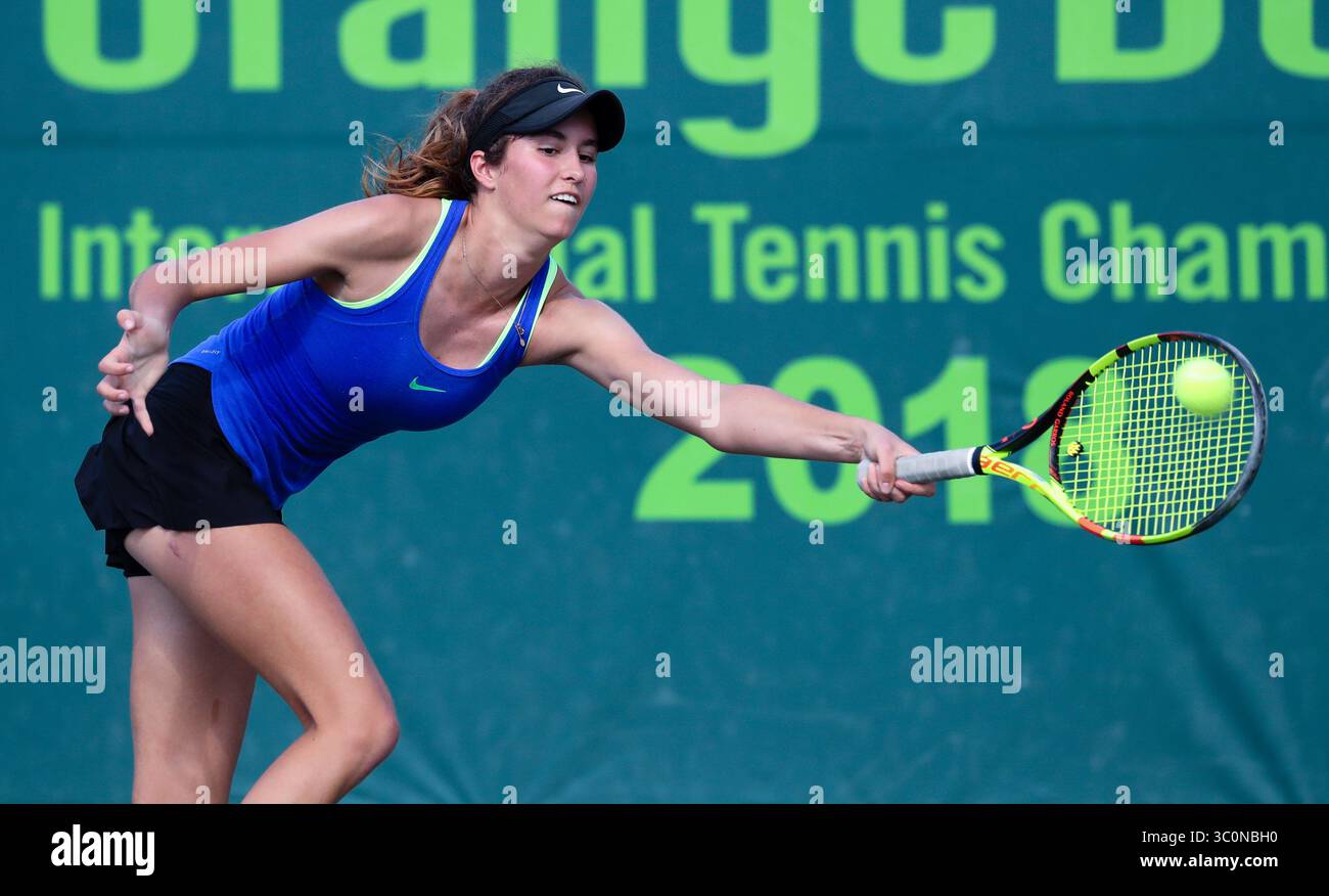 8 dicembre 2018: India Houghton, dagli Stati Uniti, gioca nella finale GS16 dell'Orange Bowl Junior International Tennis Championships 2018 giocata al Frank Veltri Tennis Center di Plantation, Florida, USA. Sieg def. Houghton 2-6, 6-4, 7-5. Mario Houben/CSM(immagine di credito: &Copy; Mario Houben/CSM tramite cavo ZUMA) Foto Stock
