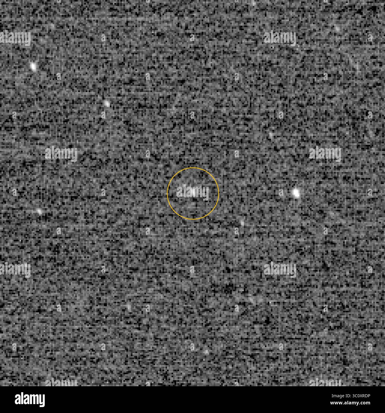 28 dicembre 2018 - spazio - FILE 2017- ultima Thule rilevato per la prima volta. Il team di veicoli spaziali che ci ha portato primi piani di Plutone suonerà per il nuovo anno esplorando un mondo ancora più lontano e misterioso. La navicella spaziale New Horizons della NASA sfreccerà davanti all'oggetto ghiacciato soprannominato ultima Thule (TOO-lee) poco dopo la mezzanotte. A un miliardo di miglia oltre Plutone e a 4 miliardi di miglia dalla Terra (1,6 miliardi di chilometri e 6,4 miliardi di chilometri), ultima Thule sarà il mondo più lontano mai esplorato dall'umanità. Questo è ciò che rende questo obiettivo congelato così allettante; è un Foto Stock