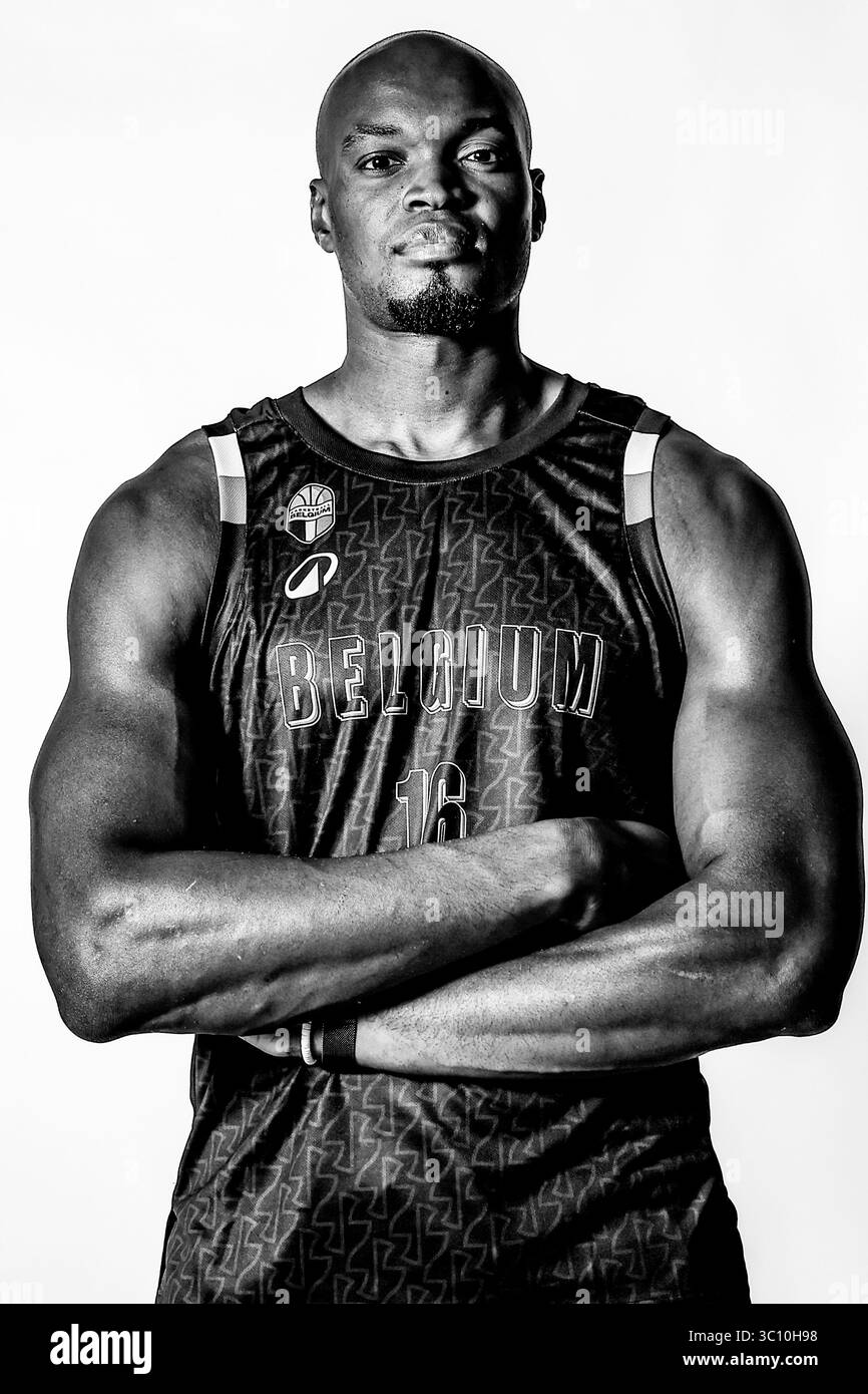 Bruxelles, Belgio. 21 luglio 2025. Kevin Tumba del Belgio posa per il fotografo durante la giornata dei media della nazionale belga maschile "The Belgian Lions", a Bruxelles, lunedì 21 luglio 2025. BELGA PHOTO BRUNO FAHY credito: Belga News Agency/Alamy Live News Foto Stock