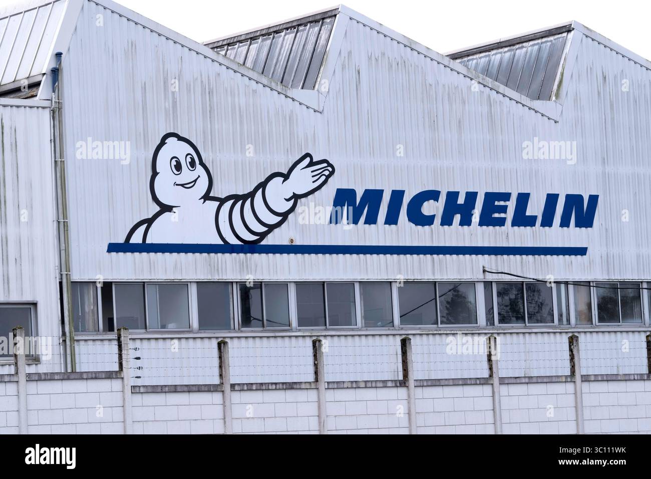 Sito della produzione Michelin a Vannes (Bretagna, Francia nord-occidentale). Il gruppo Michelin ha annunciato la chiusura del suo pla Vannes e Cholet Foto Stock