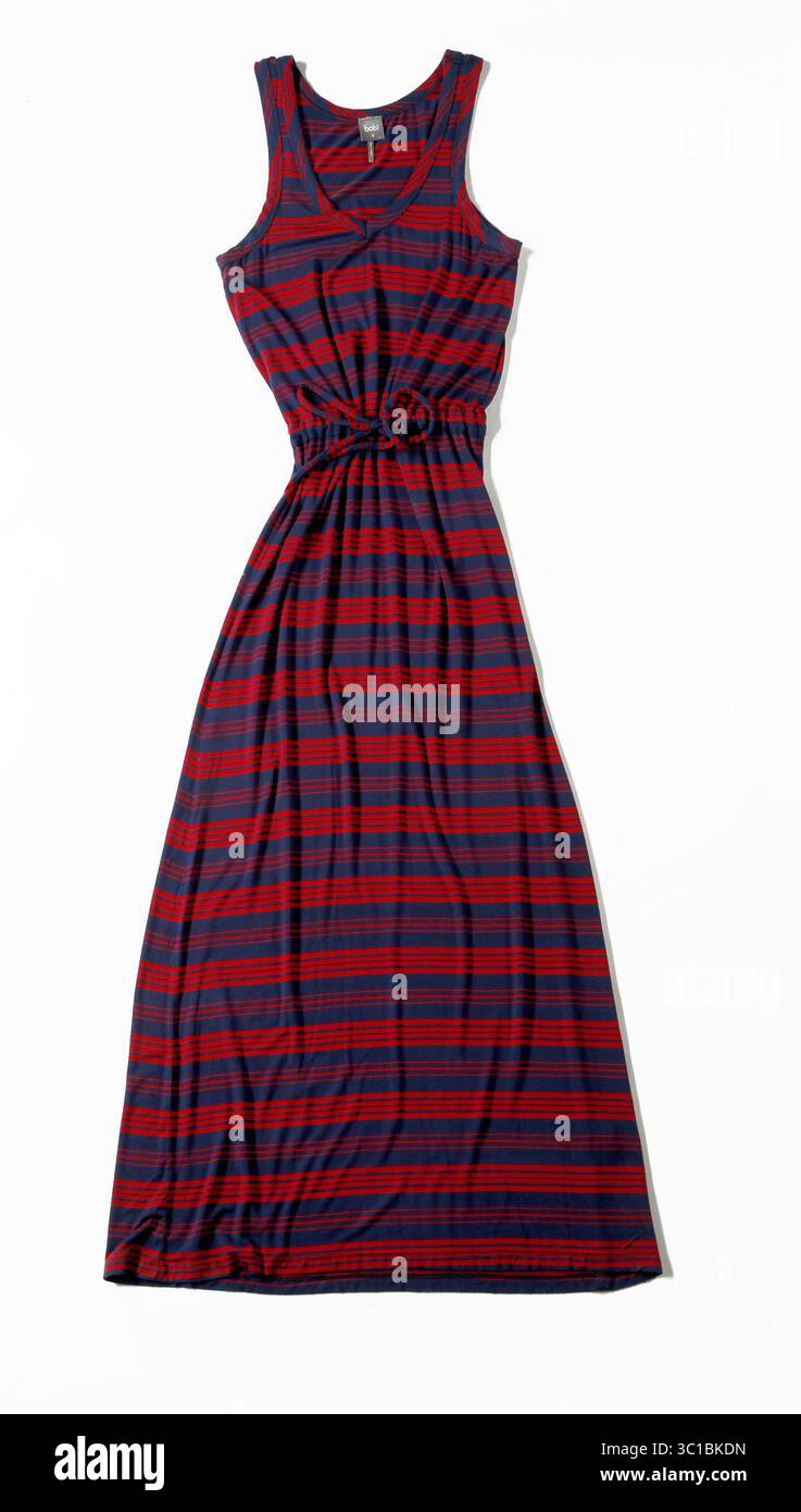 12 giugno 2012 - Minneapolis, Minnesota, Stati Uniti - abito da patio a righe Rayon di Bobi, $98 dal cliche.   jahana porterà articoli di abbigliamento e accessori per le foto dei prodotti in stile laydown.[   assegnazioni #20023652A  12 giugno 2012  LUG: Stylevita06XX  INFORMAZIONI AGGIUNTIVE: CQ'ed (immagine di credito: Tom Wallace/Minneapolis Star Tribune/TNS via ZUMA Wire) Foto Stock