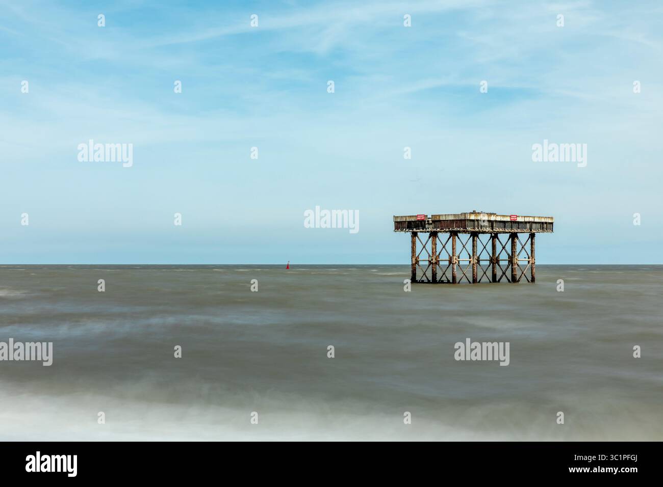 Piattaforme di raffreddamento nucleare, Sizewell Suffolk Foto Stock