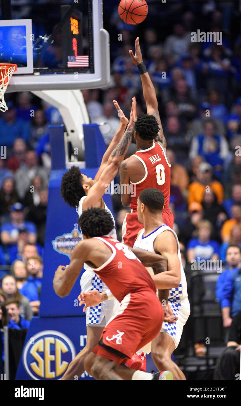 15 marzo 2019; l'attaccante di Alabama Crimson Tide Donta Hall (0) spara la palla contro i Kentucky Wildcats durante una partita della serie di campionato SEC tra Alabama Crimson Tide e Kentucky Wildcats alla Bridgestone Arena di Nashville (credito fotografico obbligatorio: Steve Roberts/Cal Sport Media) (Credit Image: &Copy; Steve Roberts/Cal Sport Media/CSM via ZUMA Wire) Foto Stock