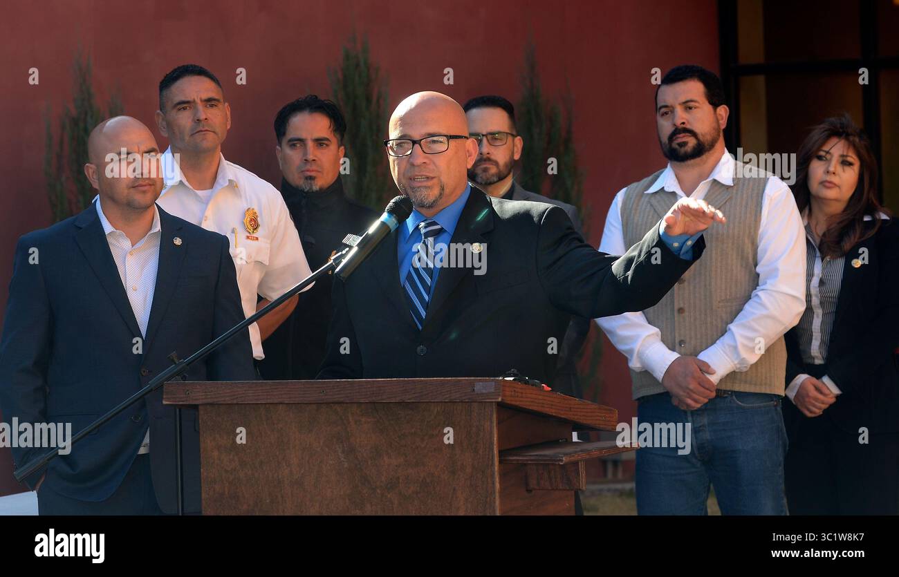 20 marzo 2019 - Albuquerque, NEW MEXICO, U.S. - Agente speciale incaricato Mark Torres, con l'Ufficio di Sovrintendenza delle assicurazioni fornisce il resoconto di ciò che ha portato all'incendio e mezzo milione di dollari in danni al Centro culturale ispanico Nazionale (NHCC) sabato sera e primo domenica mattina 9 e 10 marzo. Mercoledì 20 marzo 2019. (Immagine di credito: © Jim Thompson/Albuquerque Journal via ZUMA Wire) Foto Stock