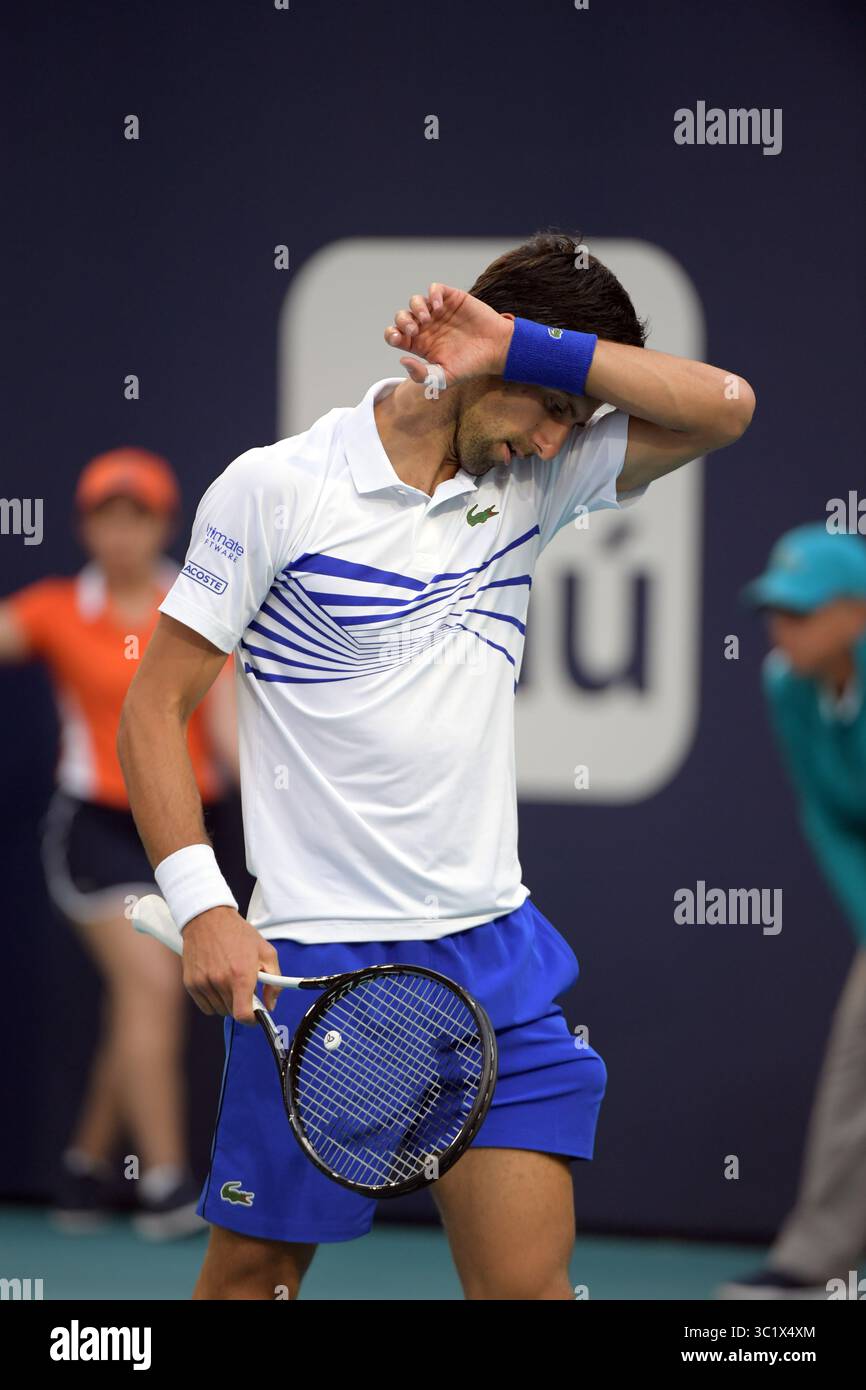 24 marzo 2019 - Miami Gardens, Florida, Stati Uniti d'America - MIAMI GARDENS, FLORIDA - 24 MARZO: Novak Djokovic della Serbia sconfigge Federico Delbonis dell'Argentina il giorno 7 del Miami Open presentato da Itau all'Hard Rock Stadium il 24 marzo 2019 a Miami Gardens, Florida. (Immagine di credito: © SMG via ZUMA Wire) Foto Stock