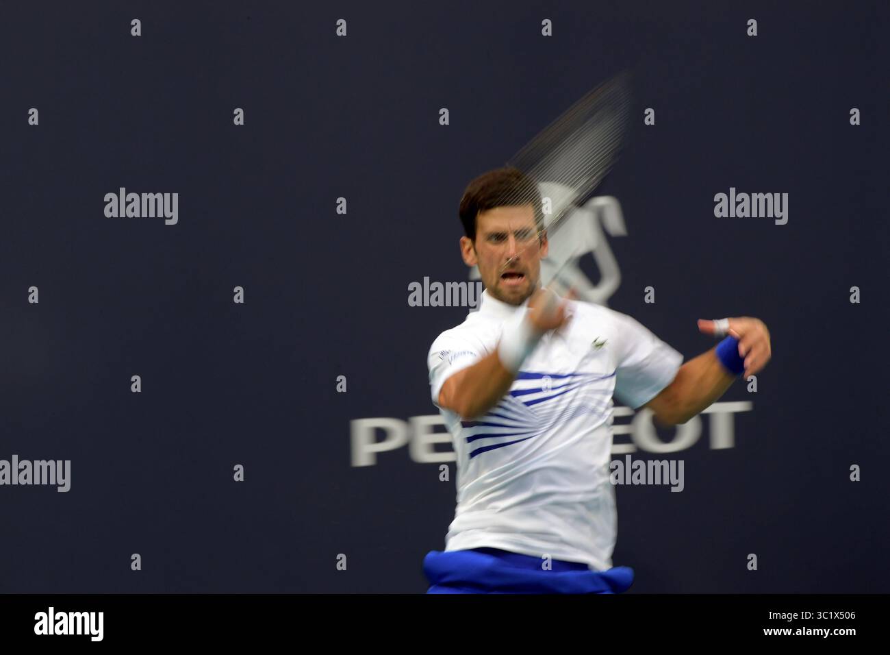 24 marzo 2019 - Miami Gardens, Florida, Stati Uniti d'America - MIAMI GARDENS, FLORIDA - 24 MARZO: Novak Djokovic della Serbia sconfigge Federico Delbonis dell'Argentina il giorno 7 del Miami Open presentato da Itau all'Hard Rock Stadium il 24 marzo 2019 a Miami Gardens, Florida. (Immagine di credito: © SMG via ZUMA Wire) Foto Stock