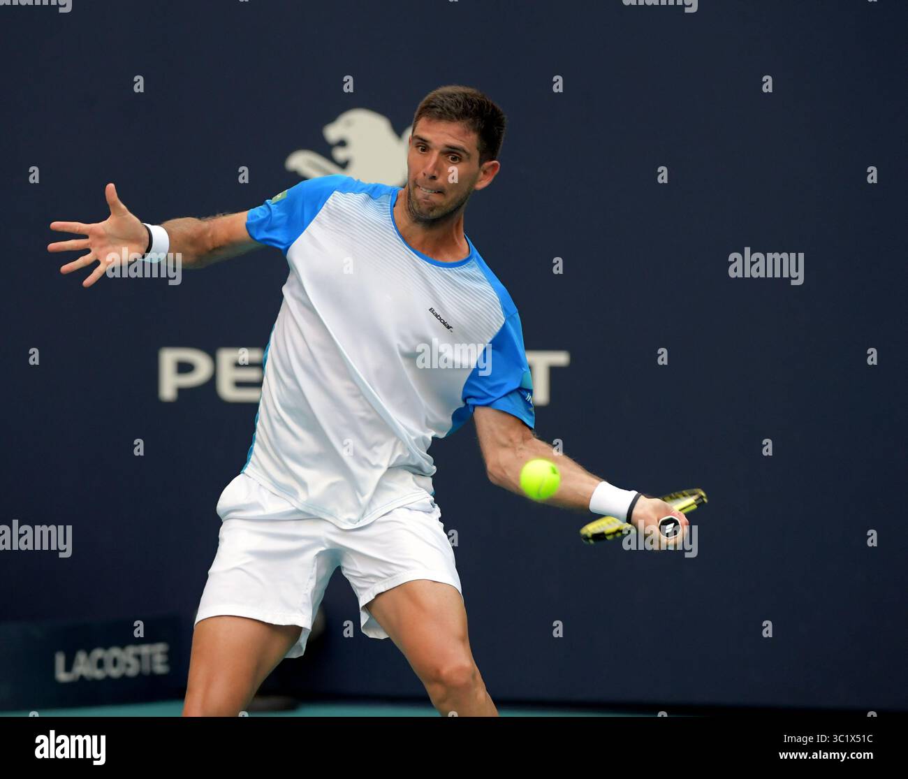 24 marzo 2019 - Miami Gardens, Florida, Stati Uniti d'America - MIAMI GARDENS, FLORIDA - 24 MARZO: Novak Djokovic della Serbia sconfigge Federico Delbonis dell'Argentina il giorno 7 del Miami Open presentato da Itau all'Hard Rock Stadium il 24 marzo 2019 a Miami Gardens, Florida. (Immagine di credito: © SMG via ZUMA Wire) Foto Stock