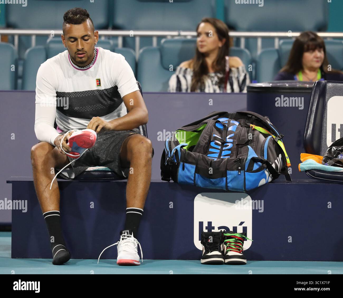 24 marzo 2019 - Miami Gardens, Florida, Stati Uniti d'America - MIAMI GARDENS, FLORIDA - 24 MARZO: Nick Kyrgios il giorno 7 del Miami Open presentato da Itau all'Hard Rock Stadium il 24 marzo 2019 a Miami Gardens, Florida. (Immagine di credito: © SMG via ZUMA Wire) Foto Stock