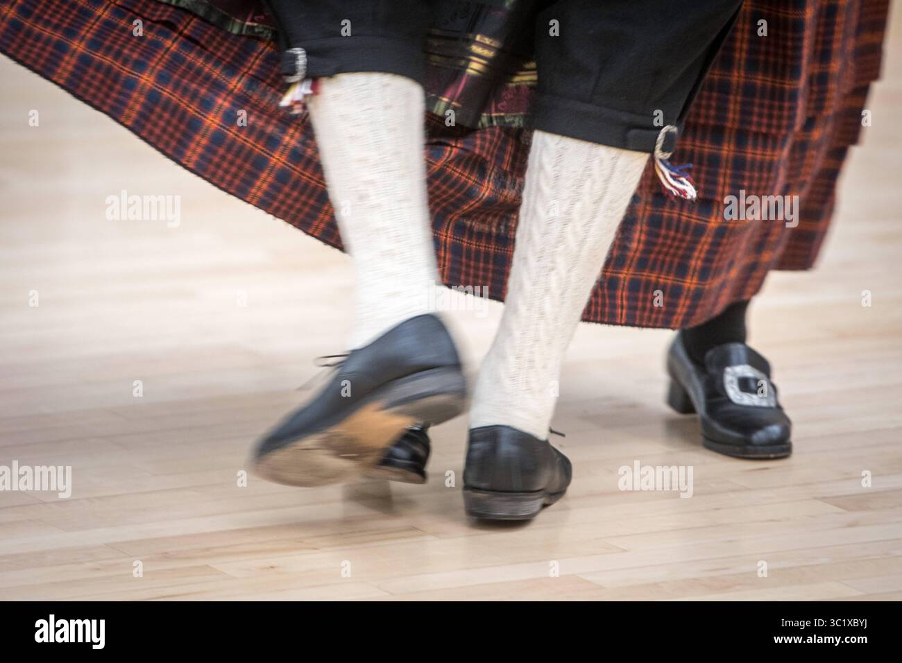 16 dicembre 2017 - Greenbelt, Maryland, Stati Uniti - i ballerini si esibiscono con i tradizionali costumi scandinavi (immagine di credito: © Edwin Remsberg / Vwpics/VW Pics via ZUMA Wire) Foto Stock