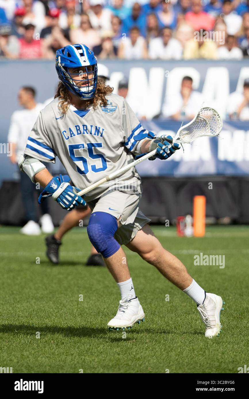 26 maggio 2019: I Cabrini Cavaliers attaccano Jordan Krug (55) in azione durante il campionato di lacrosse maschile NCAA Division III tra gli Amherst Mammoths e i Cabrini Cavaliers al Lincoln Financial Field di Philadelphia, Pennsylvania. Christopher Szagola/CSM(immagine di credito: &Copy; Chris Szagola/CSM tramite filo ZUMA) Foto Stock