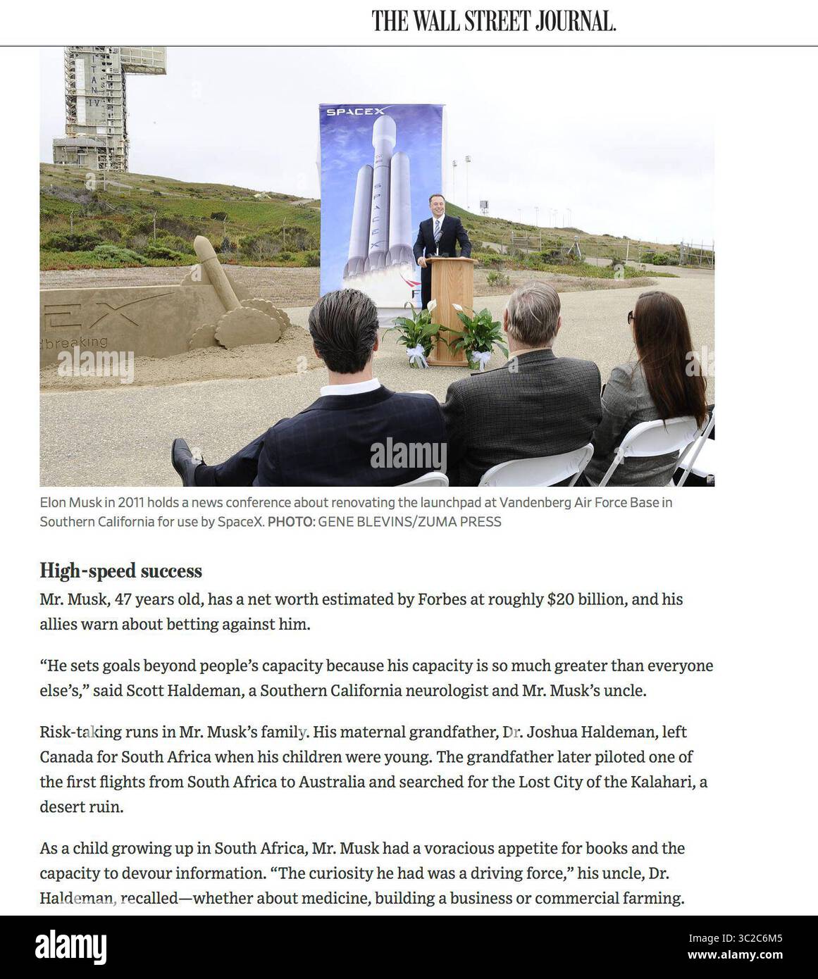 31 agosto 2018 - Vandenberg AFB, California, Stati Uniti - Elon Musk nel 2011 tiene una conferenza stampa sul rinnovamento del launchpad presso la Vandenberg Air Force base nel sud della California per l'uso da parte di SpaceX (Credit Image: © Gene Blevins via ZUMA Wire). Foto Stock