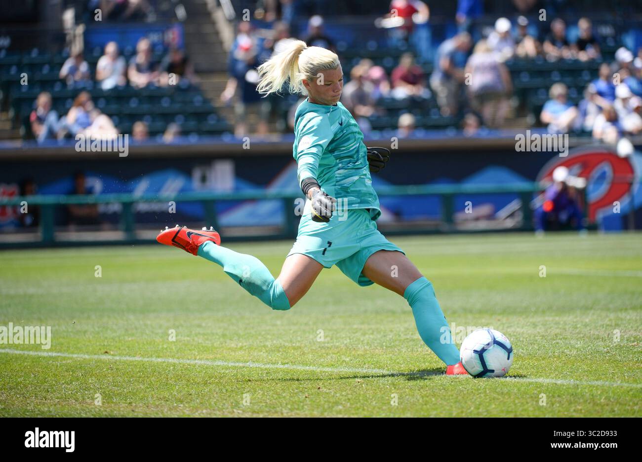 2 giugno 2019: Il portiere di Houston JANE CAMPBELL (1) calci liberi la palla mentre gli Houston Dash affrontano il Reign FC in una partita NWSL al Cheney Stadium di Tacoma, WA. Â© Jeff Halstead / CSM(immagine di credito: &Copy; Jeff Halstead/CSM tramite ZUMA Wire) Foto Stock