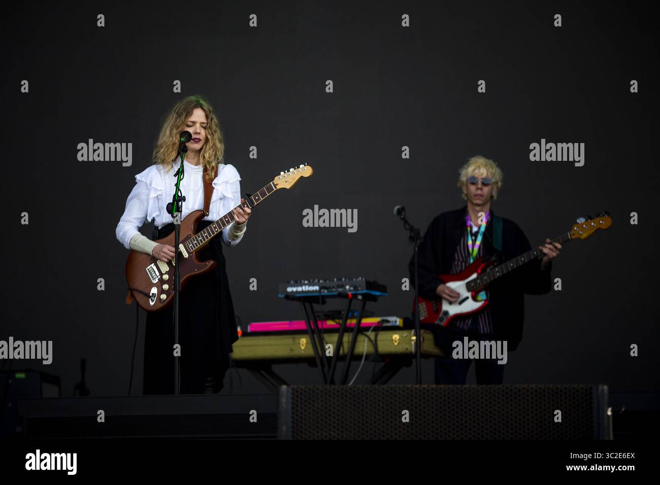 6 giugno 2019 - Porto, Porto, Portogallo - la cantante e cantautrice spagnola Christina Rosenvinge si esibisce dal vivo sul palco durante il NOS Primavera Sound Festival di Porto. (Immagine di credito: © Diogo Baptista/SOPA Images via ZUMA Wire) Foto Stock