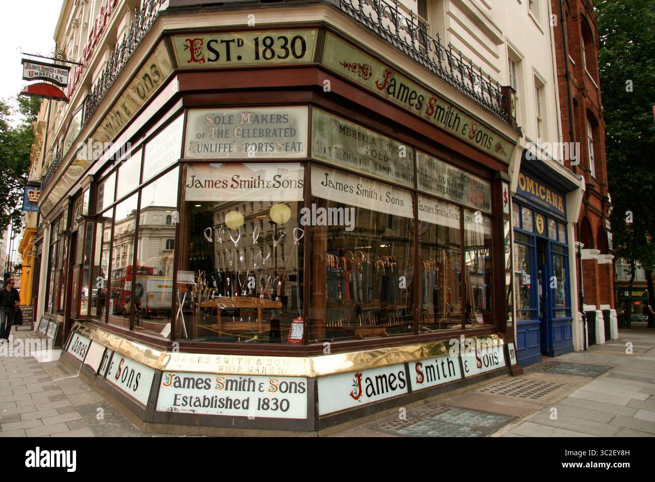 james smith and sons london ombrello e negozio di bastoni da passeggio Foto Stock