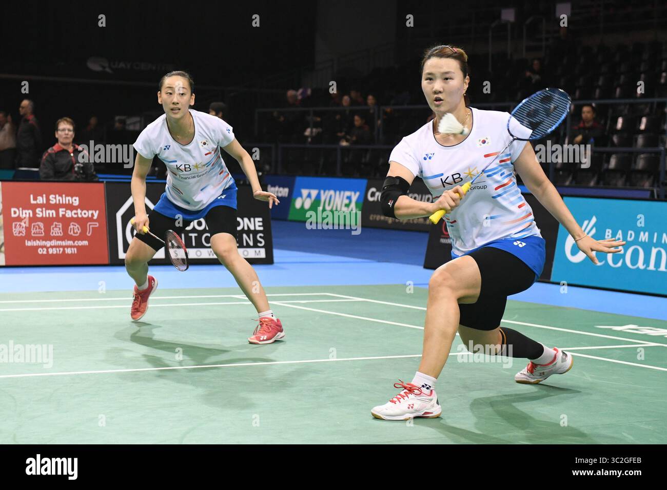 6 giugno 2019 - Sydney, nuovo Galles del Sud, Australia - Lee so Hee e Shin Seung Chan (Corea) visti in azione durante il Badminton Open 2019 Australian Women's Doubles match contro Hsu Ya Ching e Hu Ling Fang (Taipei cinese). .Lee e Shin hanno vinto il match 21-13, 21-19. (Immagine di credito: © Luis Veniegra/immagini SOPA tramite filo ZUMA) Foto Stock