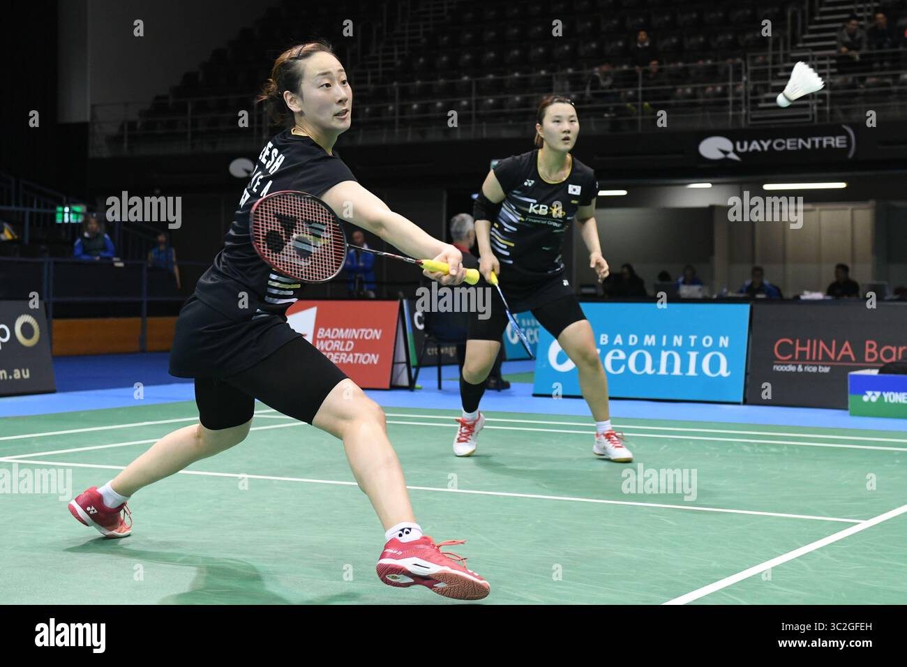 5 giugno 2019 - Sydney, NSW, Australia - Lee so Hee e Shin Seung Chan della Corea visti in azione durante l'Australian Badminton Open Women's Double Match 2019 contro li Wenmei e Zheng Yu della Cina. Lee e Shin hanno vinto il match 21-17, 21-23- 21-15. (Immagine di credito: © Luis Veniegra/immagini SOPA tramite filo ZUMA) Foto Stock