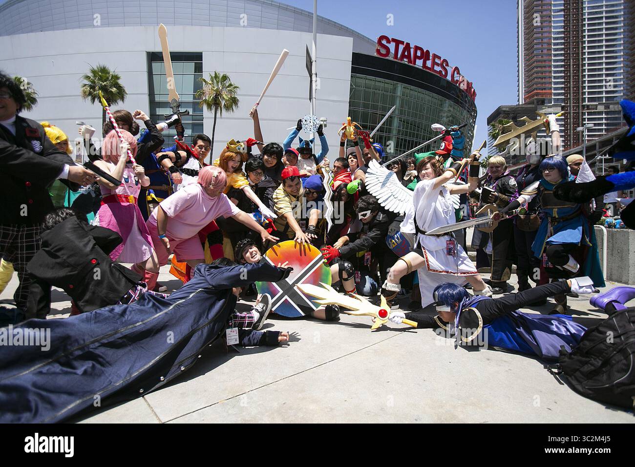 4 luglio 2019 - Los Angeles, California, Stati Uniti - i partecipanti si esibiscono come vari personaggi della serie di videogiochi Super Smash Bros. All'Anime Expo giovedì 4 luglio 2019 al Los Angeles Convention Center di Los Angeles, California. ARIANA RUIZ/PI (immagine di credito: © Prensa Internacional via cavo ZUMA) Foto Stock
