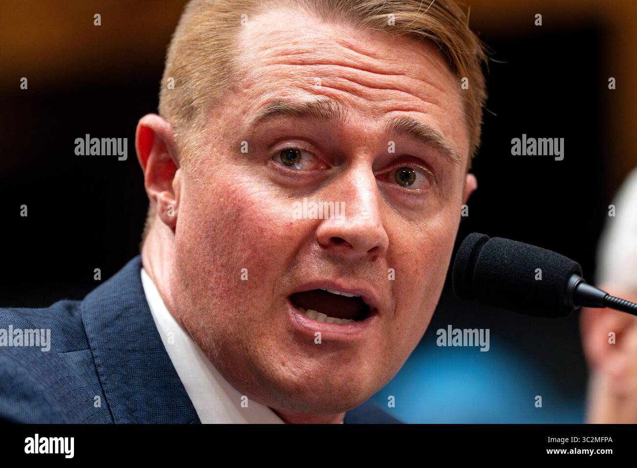 Washington, Stati Uniti. 24 luglio 2025. Christopher Fox parla durante un'audizione del Comitato per la sicurezza interna del Senato sulla sua nomina a Direttore della Cybersecurity and Infrastructure Security Agency per il Dipartimento della sicurezza interna presso il Campidoglio degli Stati Uniti a Washington, DC, giovedì 24 luglio 2025. Foto di Bonnie Cash/UPI credito: UPI/Alamy Live News Foto Stock