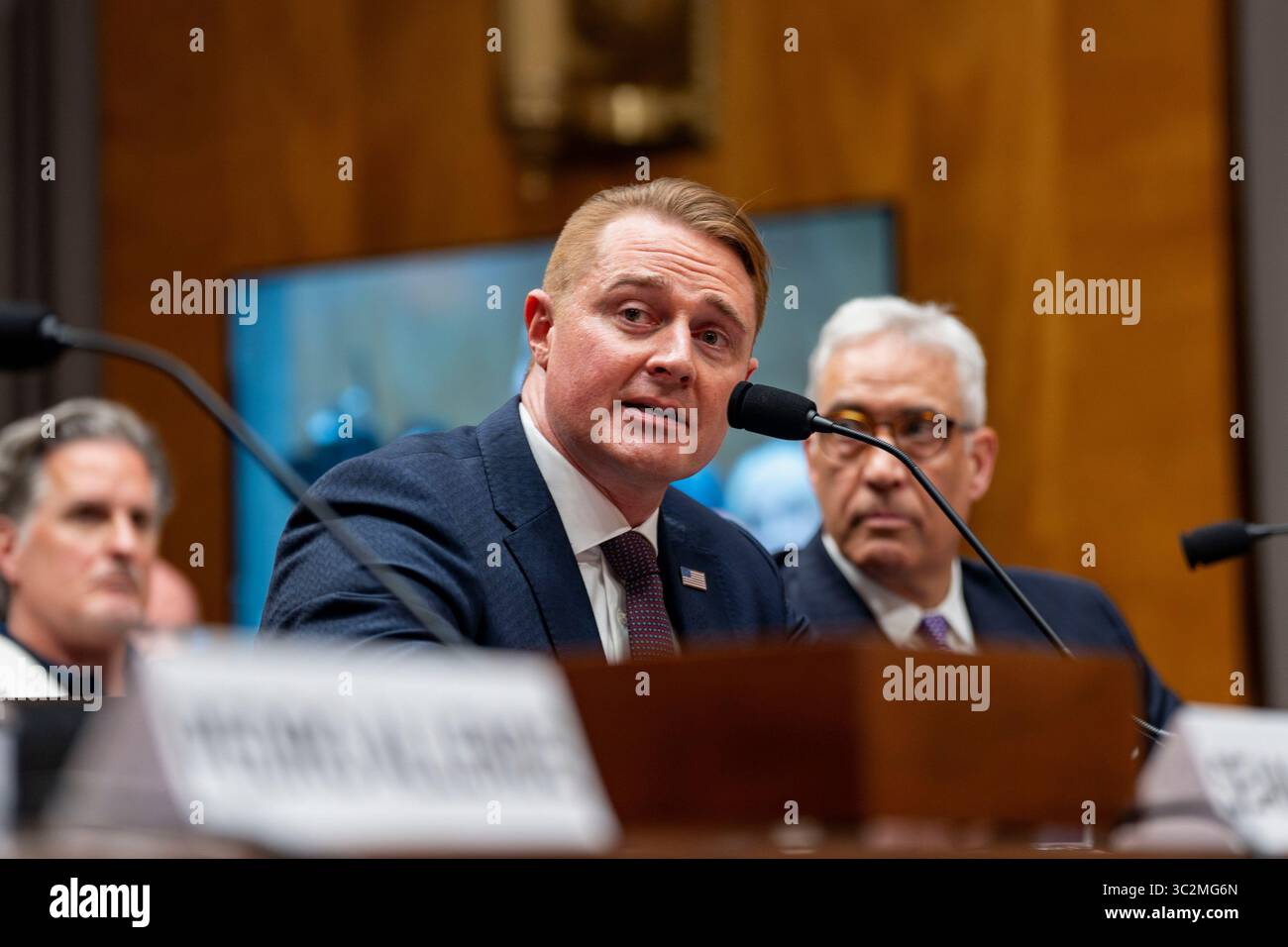 Washington, Stati Uniti. 24 luglio 2025. Christopher Fox parla durante un'audizione del Comitato per la sicurezza interna del Senato sulla sua nomina a Direttore della Cybersecurity and Infrastructure Security Agency per il Dipartimento della sicurezza interna presso il Campidoglio degli Stati Uniti a Washington, DC, giovedì 24 luglio 2025. Foto di Bonnie Cash/UPI credito: UPI/Alamy Live News Foto Stock