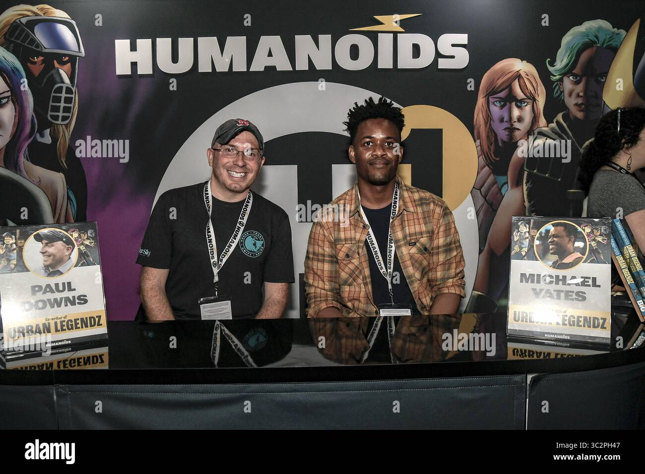 Luglio 21, 2019 - San Diego, CA, Stati Uniti - Paul Downs è uno sceneggiatore, animatore ed educatore con diciassette anni di esperienza spanning film, commerciali e di video gioco di produzione. E Michael Yates è una storia artista e regista vive nella California del Nord. Attualmente lavora come un artista storia di Pixar Animation Studios appaiono in 2019 International Comic-Con domenica 21 luglio (credito Immagine: © Dave Safley/ZUMA filo) Foto Stock