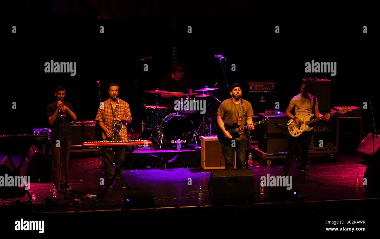 Luglio 25, 2019, Norfolk, Virginia, Stati Uniti d'America: MIKE PINTO porta la sua miscela di reggae al Norva a Norfolk, Virginia, 25 luglio 2019. Â© Jeff Moore (credito Immagine: © Jeff Moore/ZUMA filo) Foto Stock