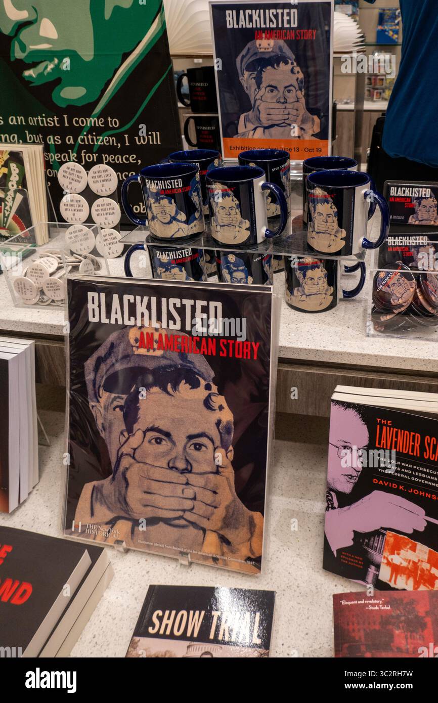 Il negozio di articoli da regalo presso la New York Historical Society & Library, NYC, USA 2025 Foto Stock