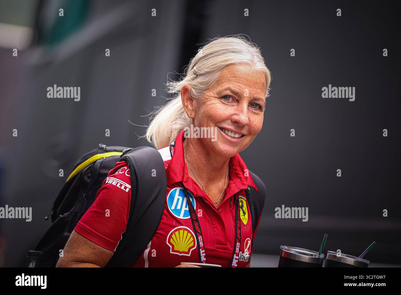 Angela Cullen, Lewis Hamilton Personal Trainer, durante il GP del Belgio, Spa-Francorchamps 24-27 luglio 2025 Formula 1 World Championship 2025. Foto Stock