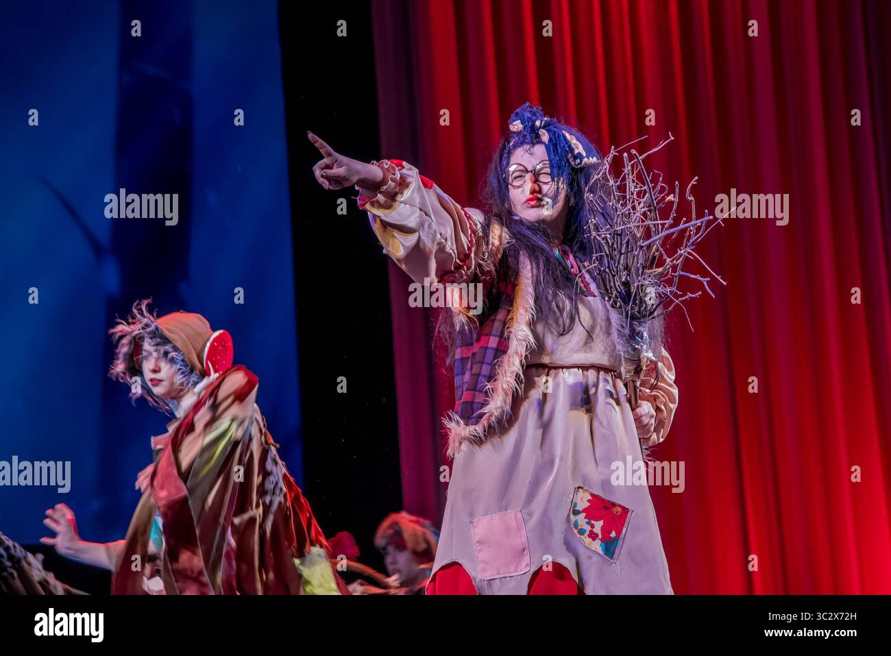 San Pietroburgo, Russia, 24 dicembre 2019, Natale Capodanno Teatro festivo evento Foto Stock