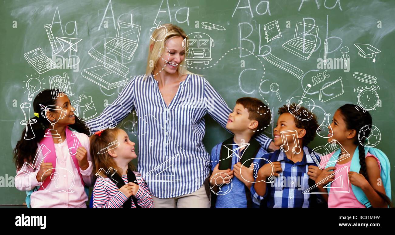 Abbracciare l'insegnante tenendo gli studenti che chiacchierano in classe, con scarabocchi e zaini per lavagna Foto Stock