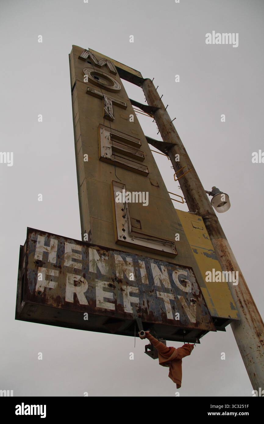 hotel abbandonato sulla route 66 california Foto Stock