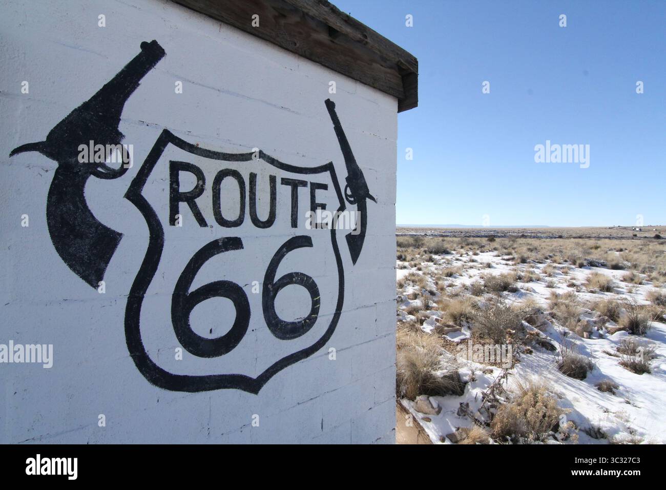 costruzione abbandonata di due cannoni arizona route 66 Foto Stock
