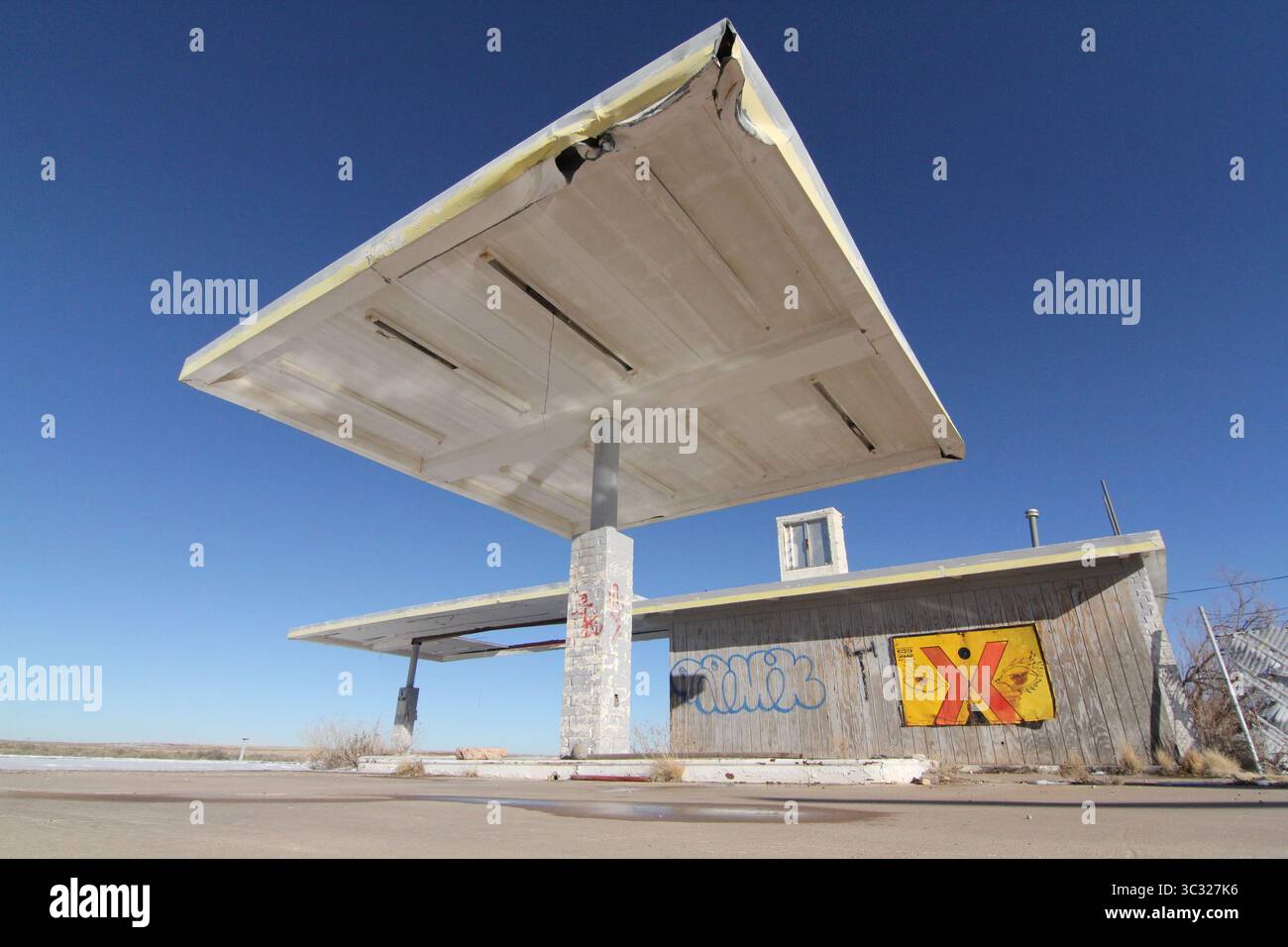stazione di servizio abbandonata route 66 california Foto Stock
