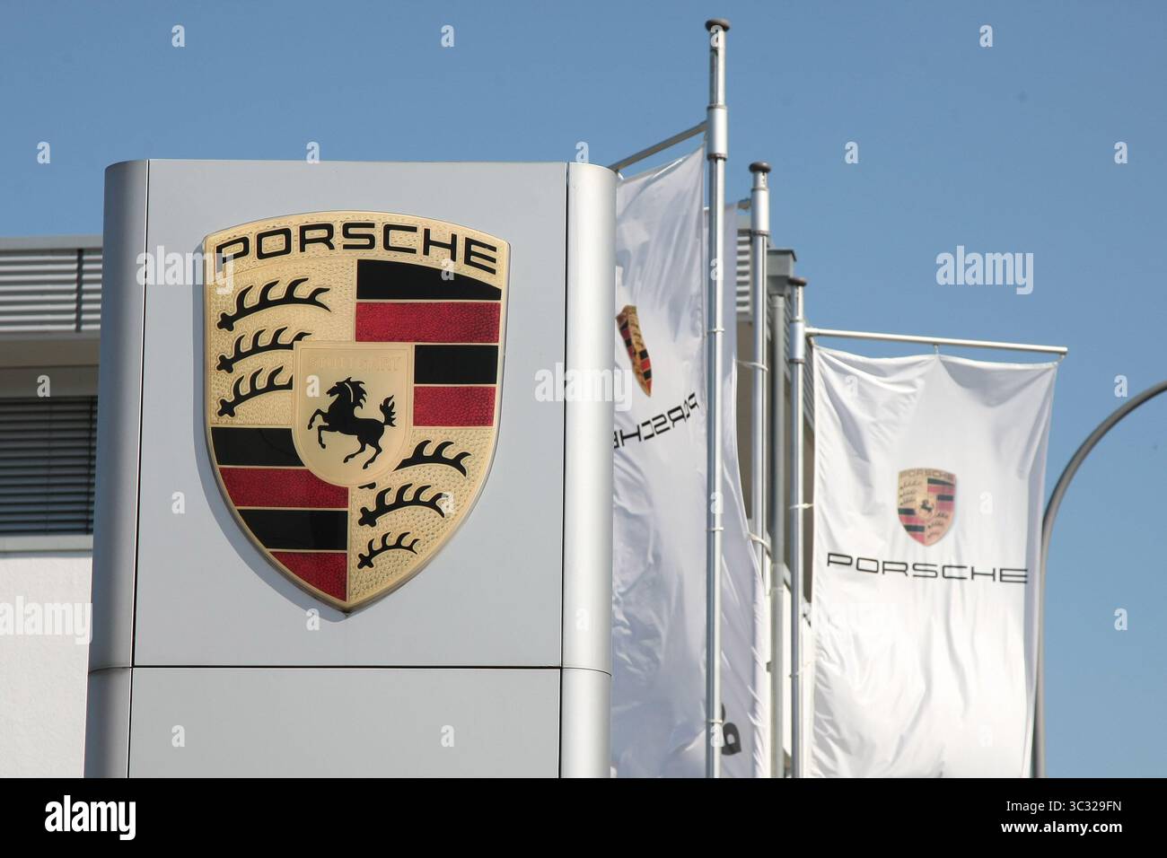 Logo Porsche foto: Thomas Wieck V e r o e f e n t l i c h u n g n u r m i t N a m e u n d H o n o r a r z a h l u n g + B e l e g e x e Foto Stock