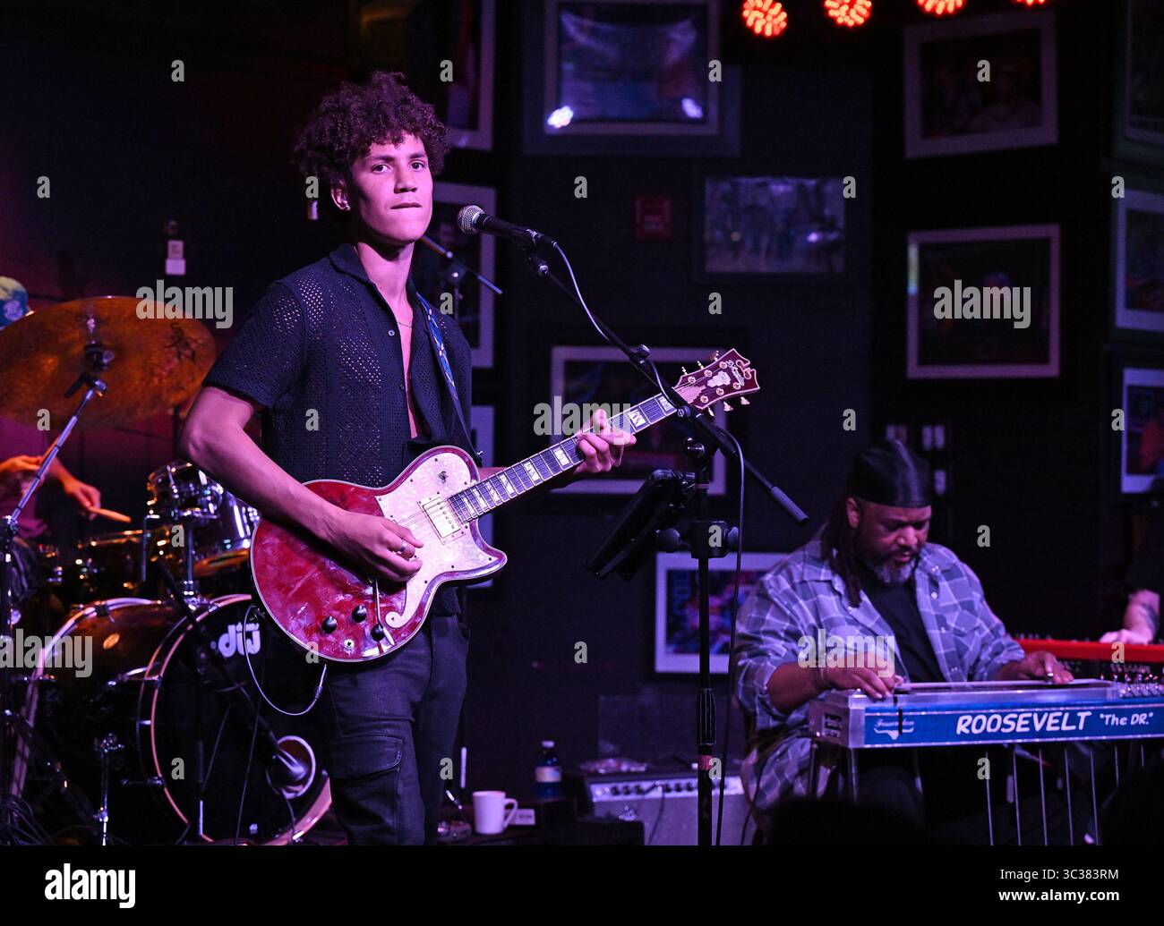 Boca Raton. 24 luglio 2025. I Trouble No More si esibiscono durante Una celebrazione della Allman Brothers Band al Funky Biscuit il 24 luglio 2025 a Boca Raton, Florida. Crediti: Mpi04/Media Punch/Alamy Live News Foto Stock
