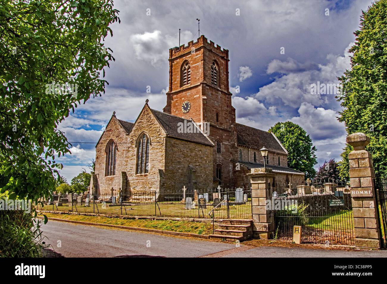 Chiesa di San Bartolemeo, molto Marcle. Foto Stock