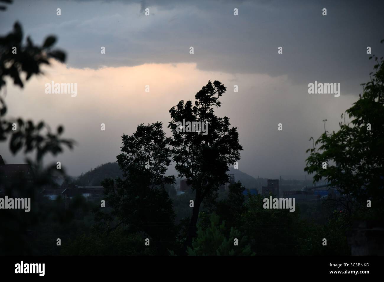 Tempesta splendidamente strutturata nelle pianure bulgare Foto Stock