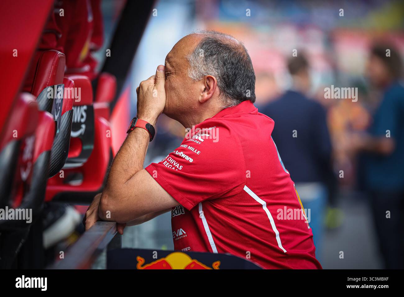 Frederic Vasseur, Team Principal della Scuderia Ferrari, durante il GP del Belgio, Spa-Francorchamps 24-27 luglio 2025 Campionato del mondo di Formula 1 2025. Foto Stock