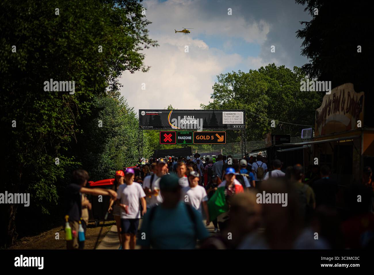 Public/Tifosi/fan/Grandstand, durante il GP del Belgio, Spa-Francorchamps 24-27 luglio 2025 Campionato del mondo di Formula 1 2025. Foto Stock