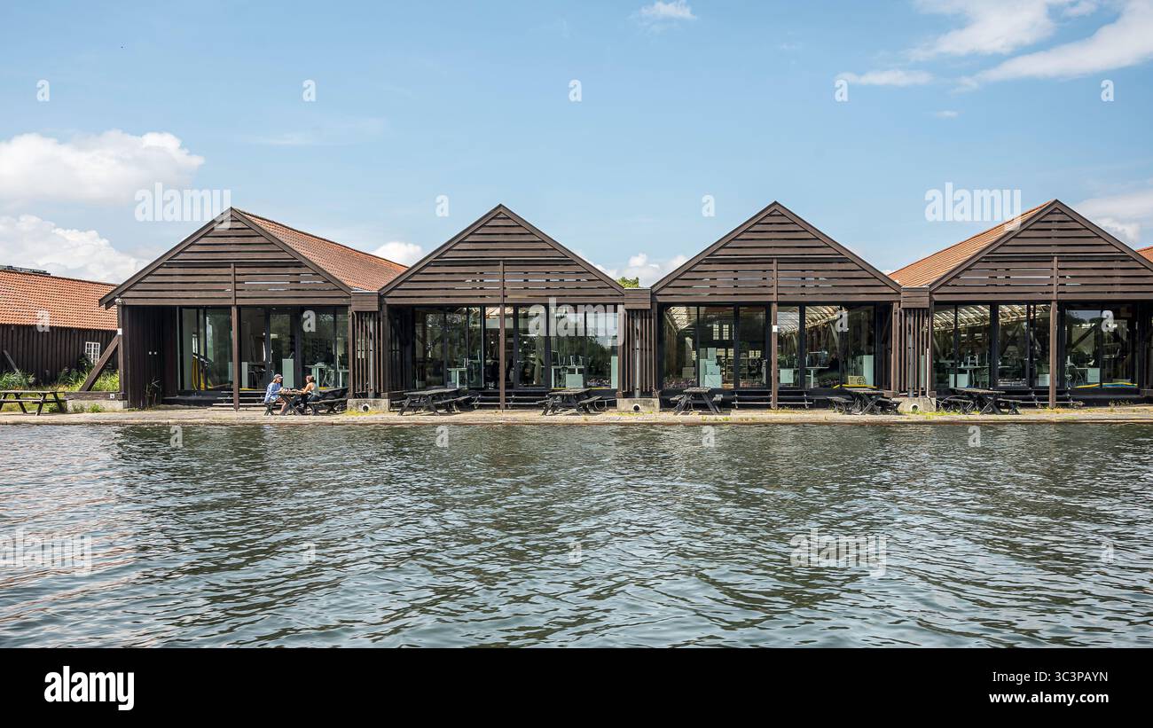 L'ex porto navale di Copenaghen è stato ripristinato, in Danimarca, il 17 luglio 2025 Foto Stock