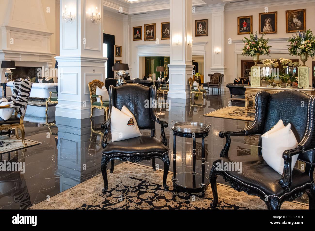 Lobby del lussuoso Hotel Equestre presso il World Equestrian Center di Ocala, Florida. (USA) Foto Stock