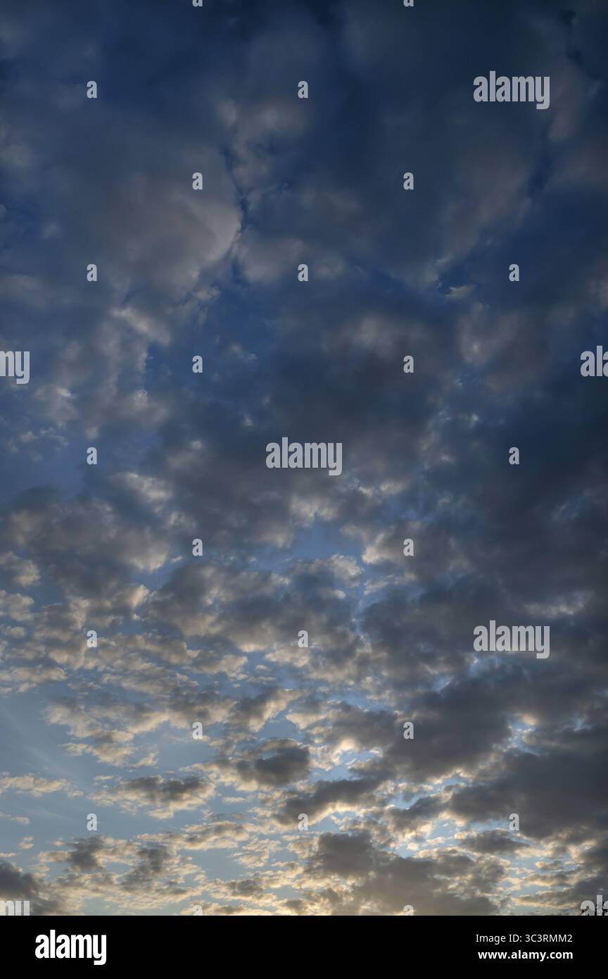 Pioggia nuvole (Nimbostratus), Baviera, Germania Foto Stock