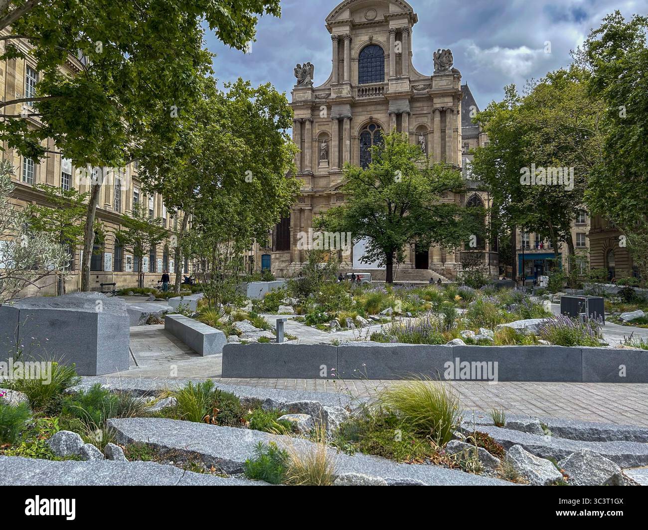 Parigi, Francia, Scenics, , Modern Garden Design, Chiesa di Saint-Gervais-Saint Protais » Giardino della memoria Parigi Foto Stock