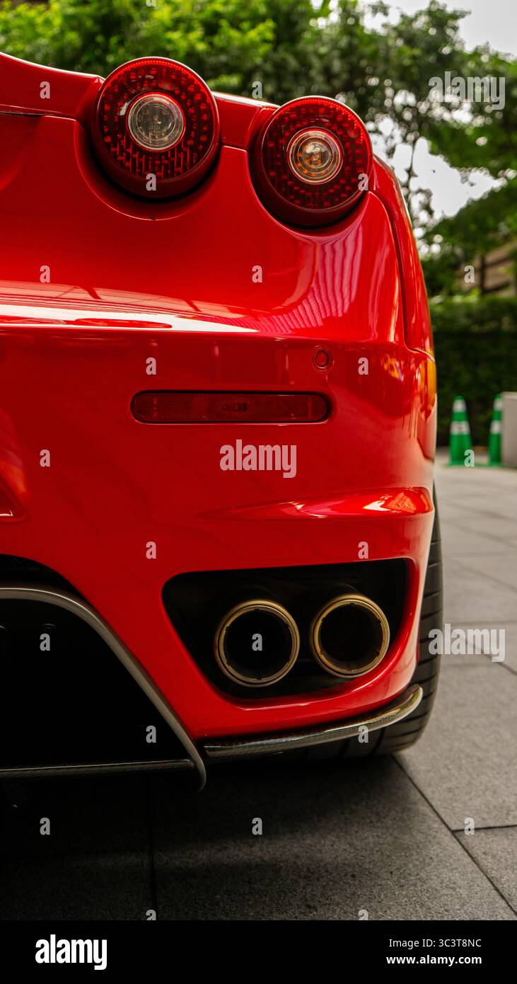 Vista posteriore destra rossa Ferrari F430 - primo piano Foto Stock