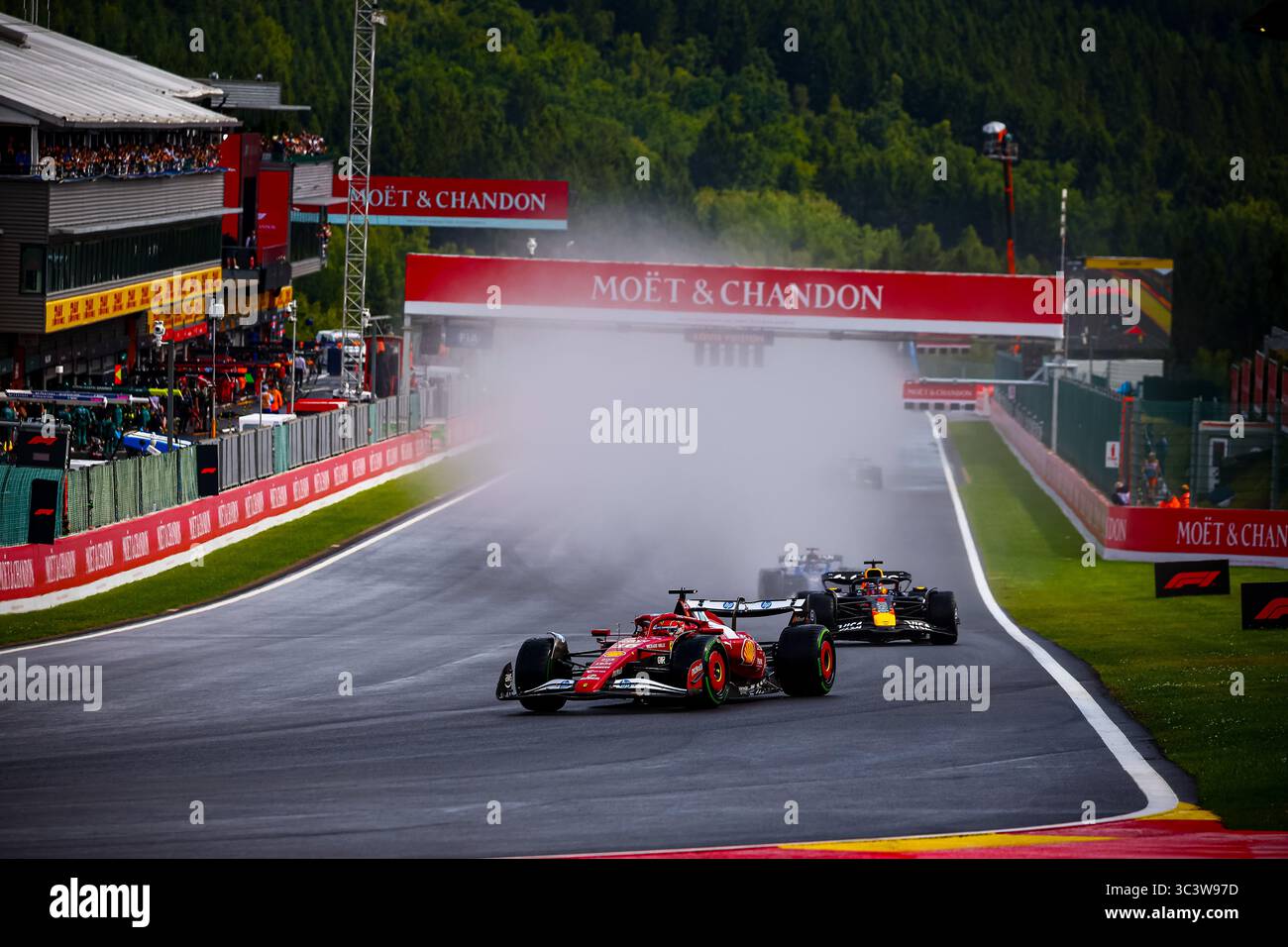 16 Charles Leclerc, (MON) Scuderia Ferrari SF25, durante il GP del Belgio, Spa-Francorchamps 24-27 luglio 2025 Formula 1 World Championship 2025. Foto Stock