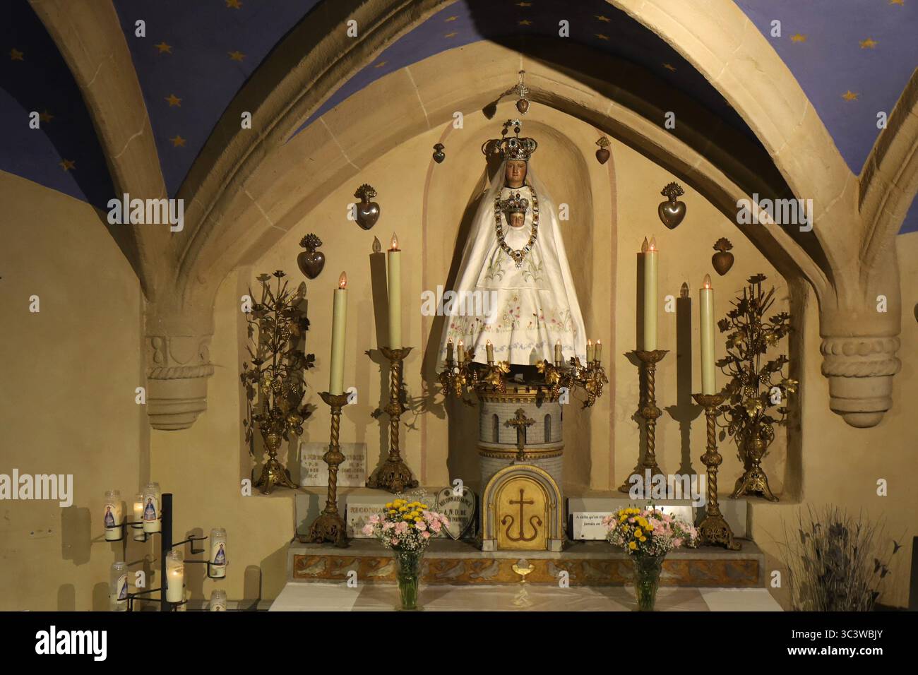 Chiesa di Saint-Gervais Saint-Protais, città di Langogne, dipartimento di Lozère, Francia Foto Stock