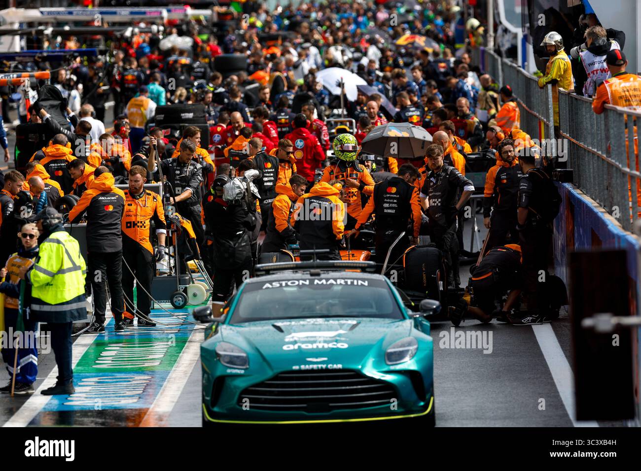 Spa-Francorchamps, Belgio. 27 luglio 2025. #4 Lando Norris (GBR, McLaren F1 Team), Gran Premio di F1 del Belgio al Circuit de Spa-Francorchamps il 27 luglio 2025 a Spa-Francorchamps, Belgio. (Foto di HOCH ZWEI) credito: dpa/Alamy Live News Foto Stock